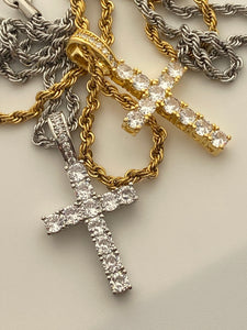 SEEKERS CROSS NECKLACE